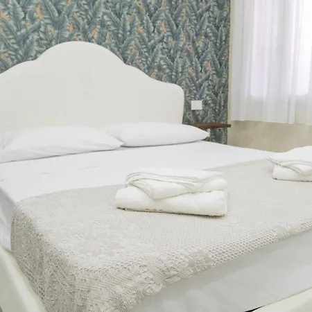 Pensión Civico 44 4*